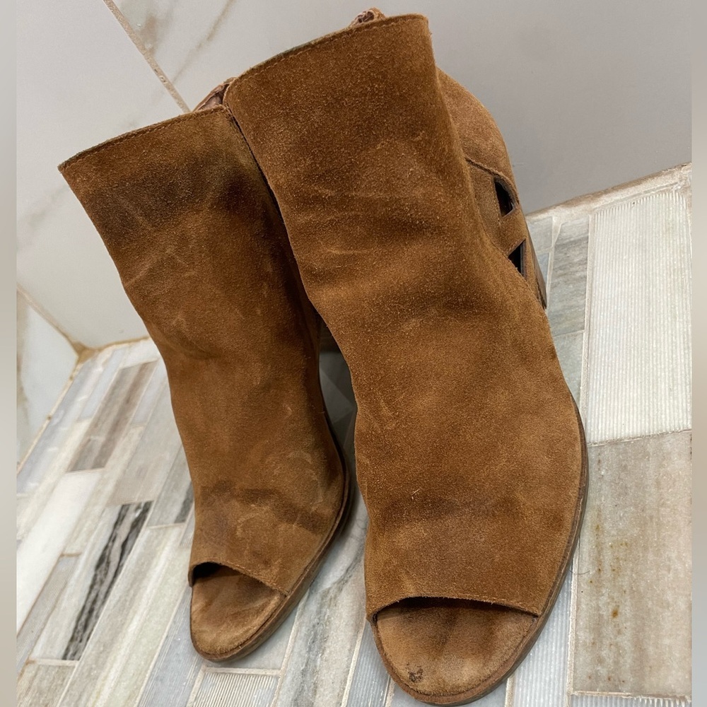 Lucky Brand peep-toe booties with cutouts in brown tan suede size 8 - Picture 7 of 15